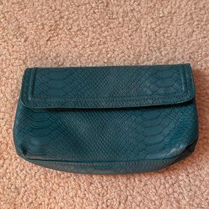 NEW! Merle Norman Turquoise Cosmetic Bag